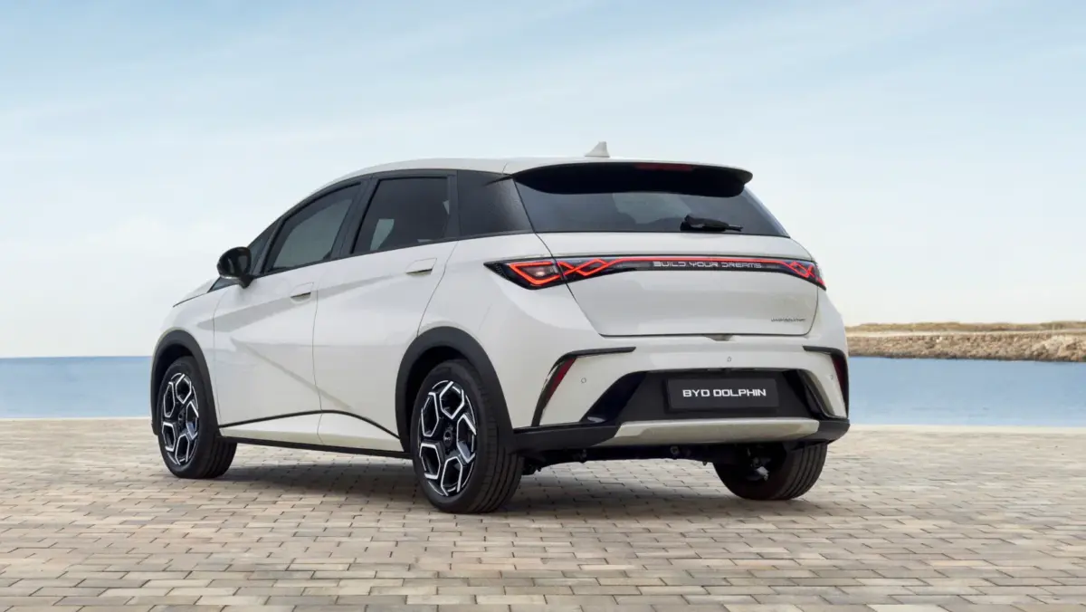 BYD Dolphin – image 3