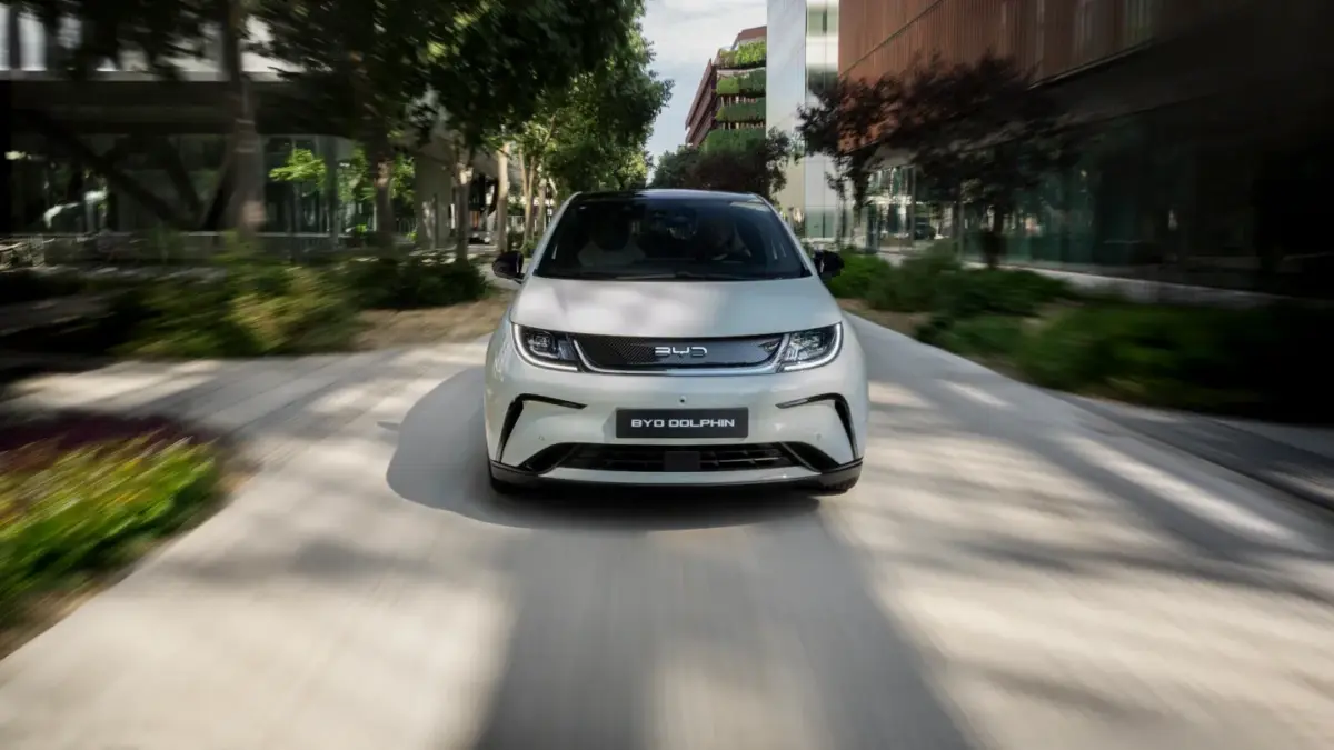 BYD Dolphin – image 2