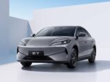 BYD e7