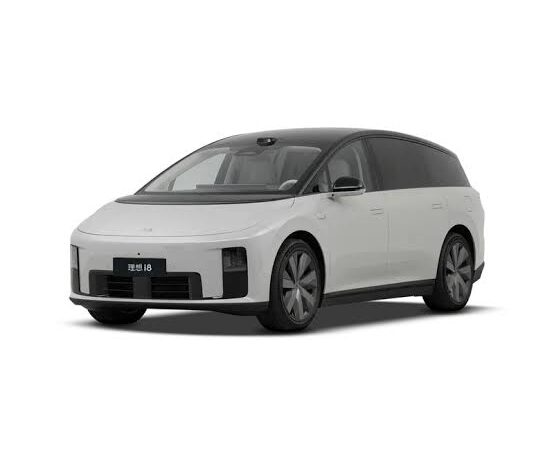 Li Auto i8