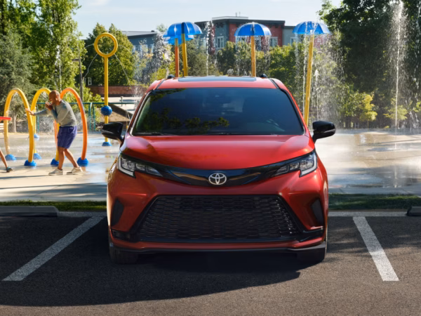 Toyota Sienna HEV